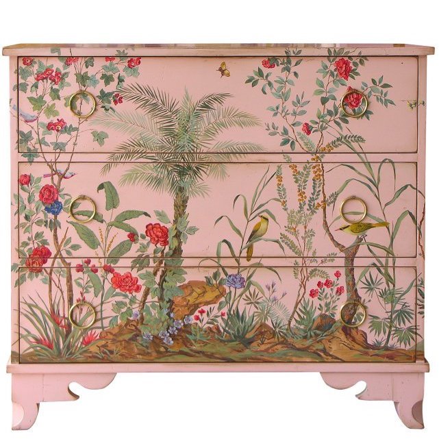 Комод 19TH CENTURY AMISH CHEST OF DRAWERS spring Бронза Розовый пастельный Комод 19TH CENTURY AMISH CHEST OF DRAWERS spring Бронза Розовый пастельный в Тюмени | Loft Concept