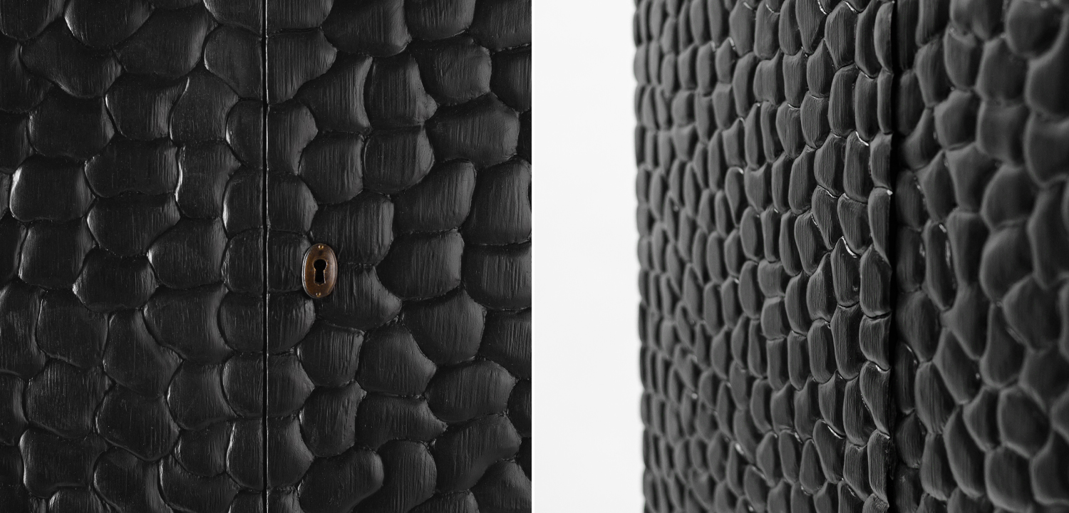 Шкаф Black Pebble Wood Carved Cabinet - фото №1