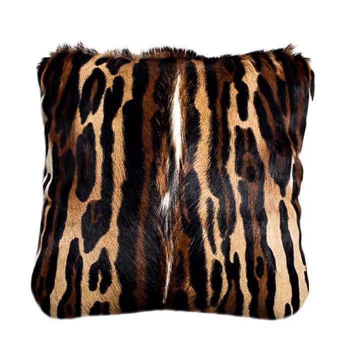 Подушка меховая Ocelot Коричневый Подушка меховая Ocelot Коричневый в Тюмени | Loft Concept
