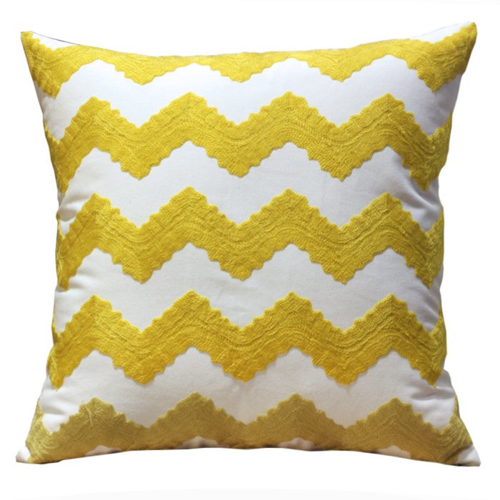 Декоративная подушка Yellow Chevron Декоративная подушка Yellow Chevron в Тюмени | Loft Concept