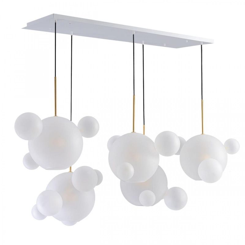 Линейный Светодиодный Светильник Giopato & Coombes Bubble Chandelier Linear Circle матовое белое стекло 5 плафонов Белый Золотой Линейный Светодиодный Светильник Giopato & Coombes Bubble Chandelier Linear Circle матовое белое стекло 5 плафонов Белый Золотой в Тюмени | Loft Concept