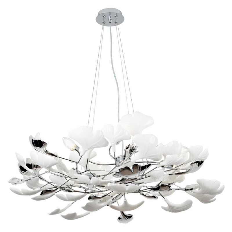 Декоративная люстра Wintery flover Silver с Белыми плафонами Серебряный Белый Декоративная люстра Wintery flover Silver с Белыми плафонами Серебряный Белый в Тюмени | Loft Concept