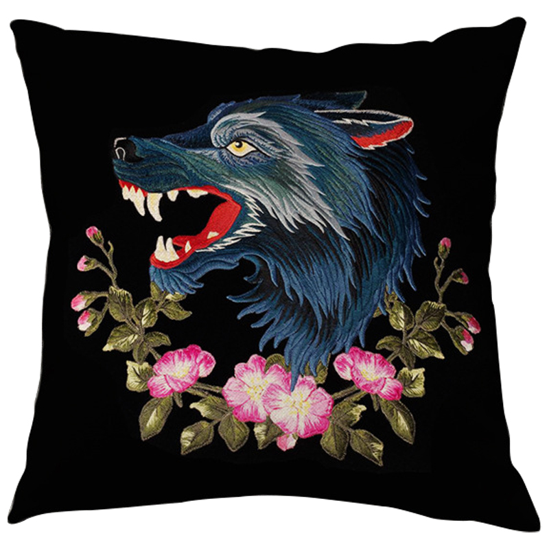 Декоративная подушка с вышивкой Стиль Gucci Wolf Black Черный Мульти Декоративная подушка с вышивкой Стиль Gucci Wolf Black Черный Мульти в Тюмени | Loft Concept