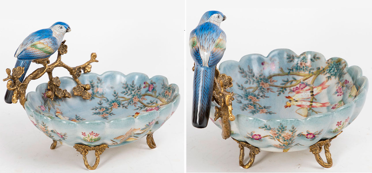 Пепельница фарфоровая голубая с фигуркой попугай на ветке Parrot - фото №1