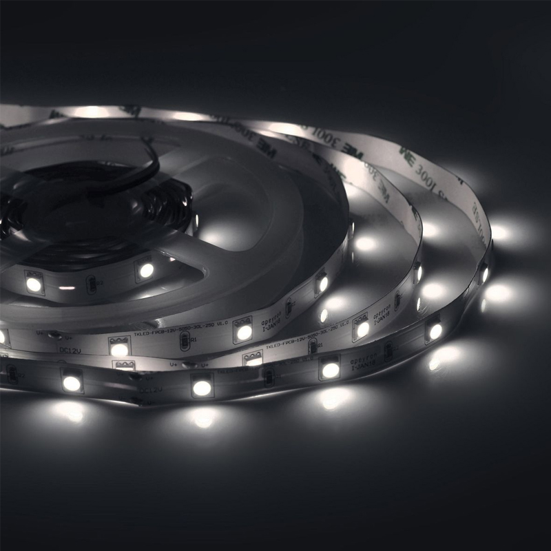 Комплект светодиодной ленты 7,2W/m 30LED/m 5050SMD холодный белый 5M Белый Комплект светодиодной ленты 7,2W/m 30LED/m 5050SMD холодный белый 5M Белый в Тюмени | Loft Concept