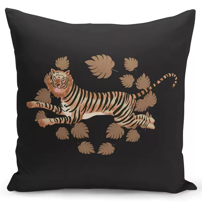 Декоративная подушка Tiger in Leaves Черный Коричневый Бежевый Декоративная подушка Tiger in Leaves Черный Коричневый Бежевый в Тюмени | Loft Concept