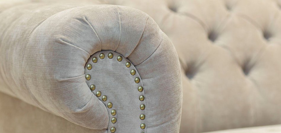 Диван велюровый бежевый трехместный Button Beige Диван велюровый бежевый трехместный Button Beige - Loft-Concept в Тюмени