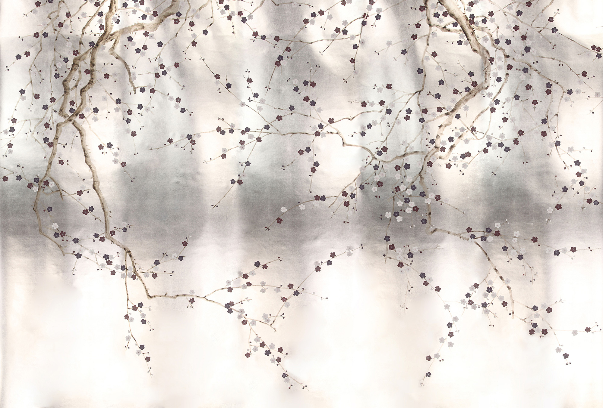 Обои ручная роспись Plum Blossom Lavender on Tarnished Silver gilded paper Обои ручная роспись Plum Blossom Lavender on Tarnished Silver gilded paper - постер Loft-Concept в Тюмени