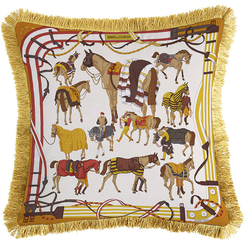 Декоративная подушка Hermes Horses Beige 133 Бежевый Желтый Коричневый Золотой Декоративная подушка Hermes Horses Beige 133 Бежевый Желтый Коричневый Золотой в Тюмени | Loft Concept