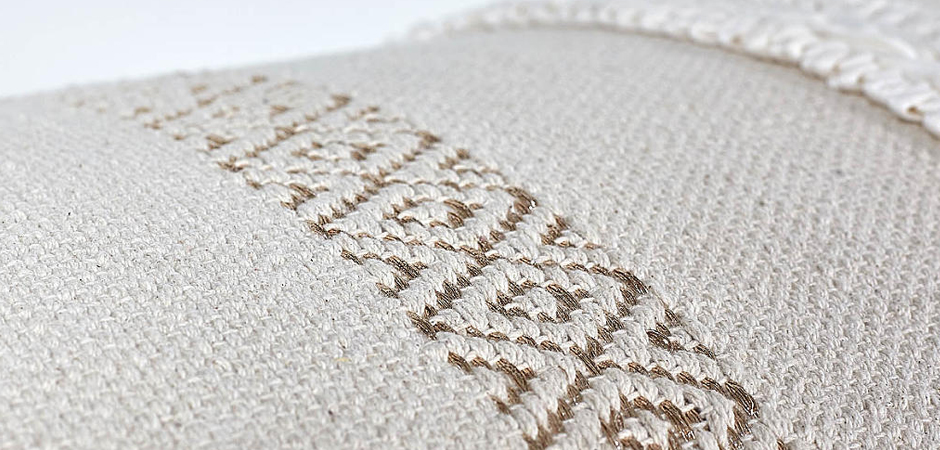 Оттоманка Ivory Kilim Ornament Оттоманка Ivory Kilim Ornament - Loft-Concept в Тюмени
