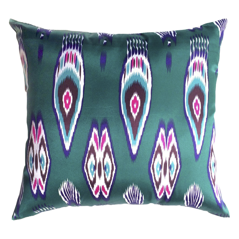 Подушка Bright Ikat Emerald Мульти Подушка Bright Ikat Emerald Мульти в Тюмени | Loft Concept