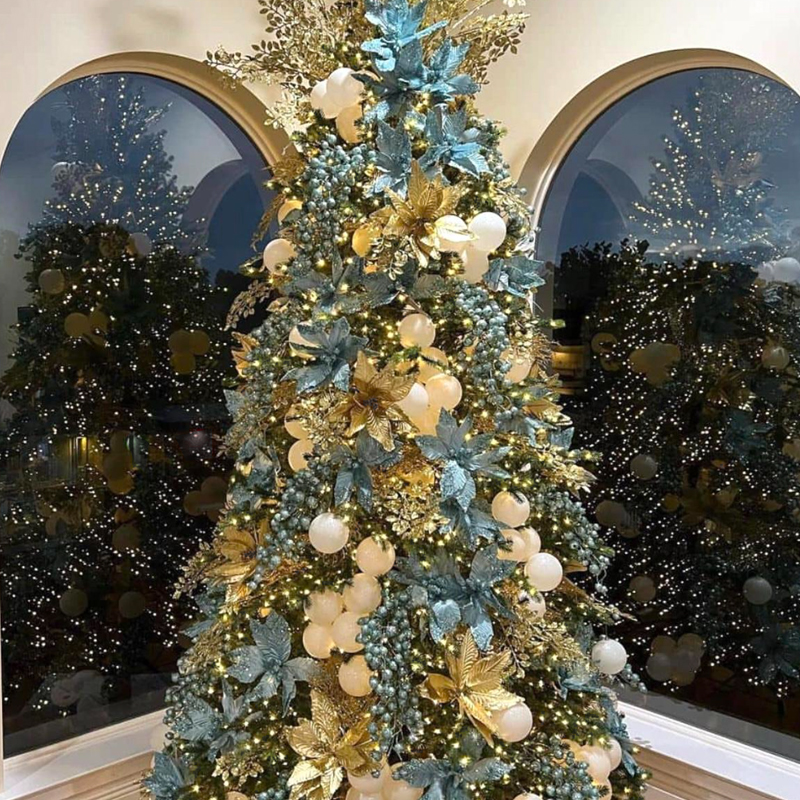 Дизайнерская Елка украшенная Золотыми и Голубыми Цветами Golden and Blue Flowers Золотой Голубой Дизайнерская Елка украшенная Золотыми и Голубыми Цветами Golden and Blue Flowers Золотой Голубой в Тюмени | Loft Concept