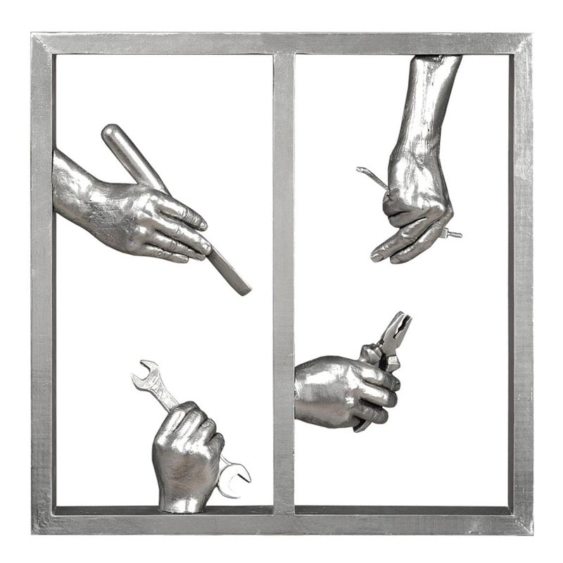 Панно Hands With Tool Серебряный в Тюмени | Loft Concept 