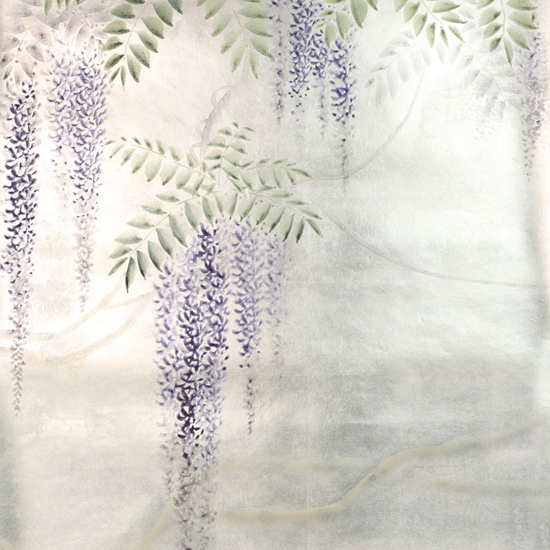 Обои в японском стиле Wisteria Lavender on White Metal gilded paper with pearlescent antiquing Обои в японском стиле Wisteria Lavender on White Metal gilded paper with pearlescent antiquing в Тюмени | Loft Concept