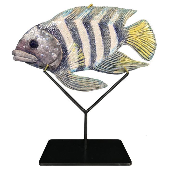 Статуэтка на подставке Striped Fish Серый Черный Белый Статуэтка на подставке Striped Fish Серый Черный Белый в Тюмени | Loft Concept