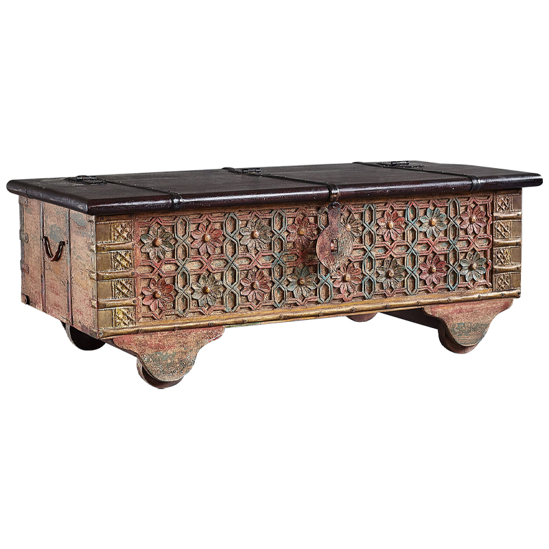Сундук резной Chandra Carved Antique Chest Коричневый винтаж Зеленый шалфей Латунь Сундук резной Chandra Carved Antique Chest Коричневый винтаж Зеленый шалфей Латунь в Тюмени | Loft Concept