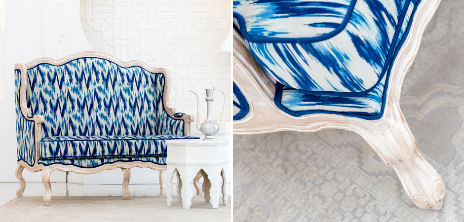 Двухместный диван с голубым узором Ikat Pattern Двухместный диван с голубым узором Ikat Pattern - Loft-Concept в Тюмени