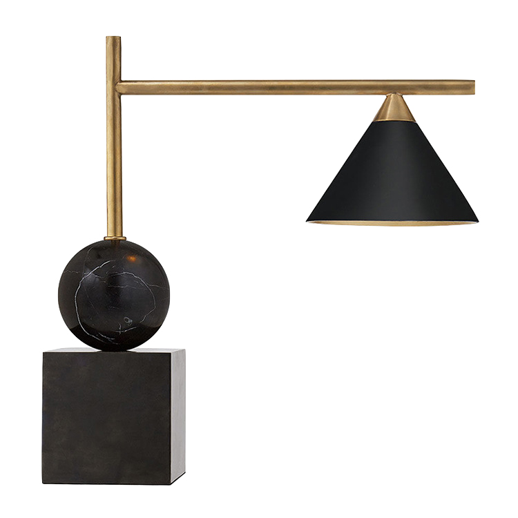 Настольная лампа CLEO DESK LAMP Black Черный Латунь Настольная лампа CLEO DESK LAMP Black Черный Латунь в Тюмени | Loft Concept