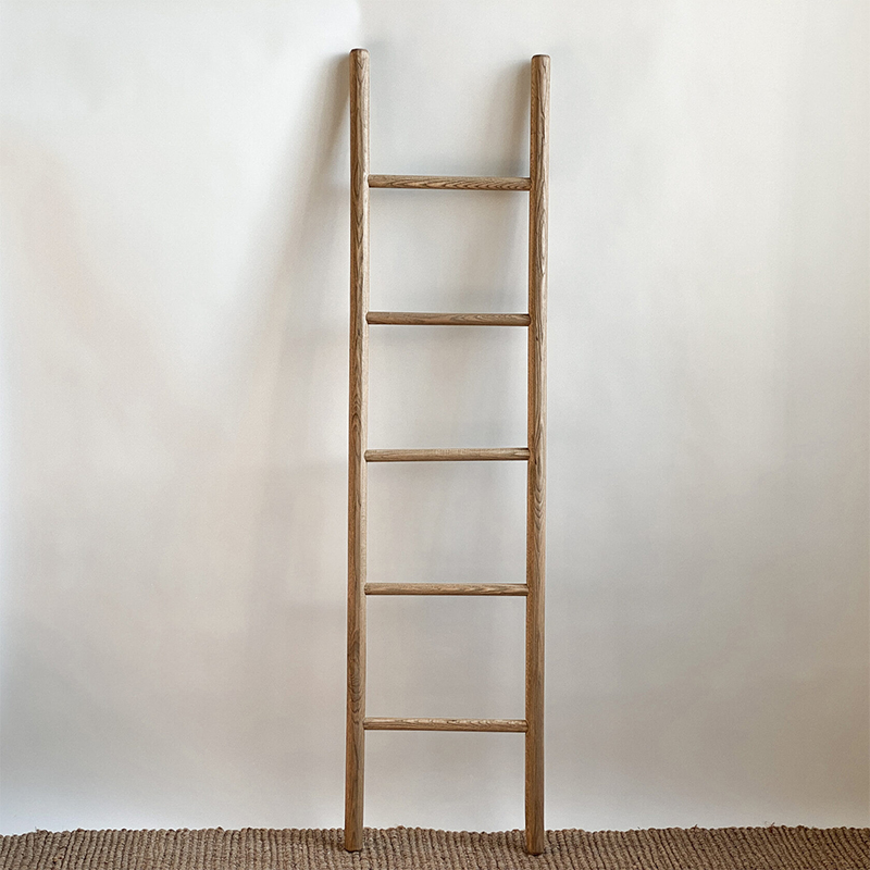 Лестница-вешалка Kenji Hanger Ladder Древесина Лестница-вешалка Kenji Hanger Ladder Древесина в Тюмени | Loft Concept