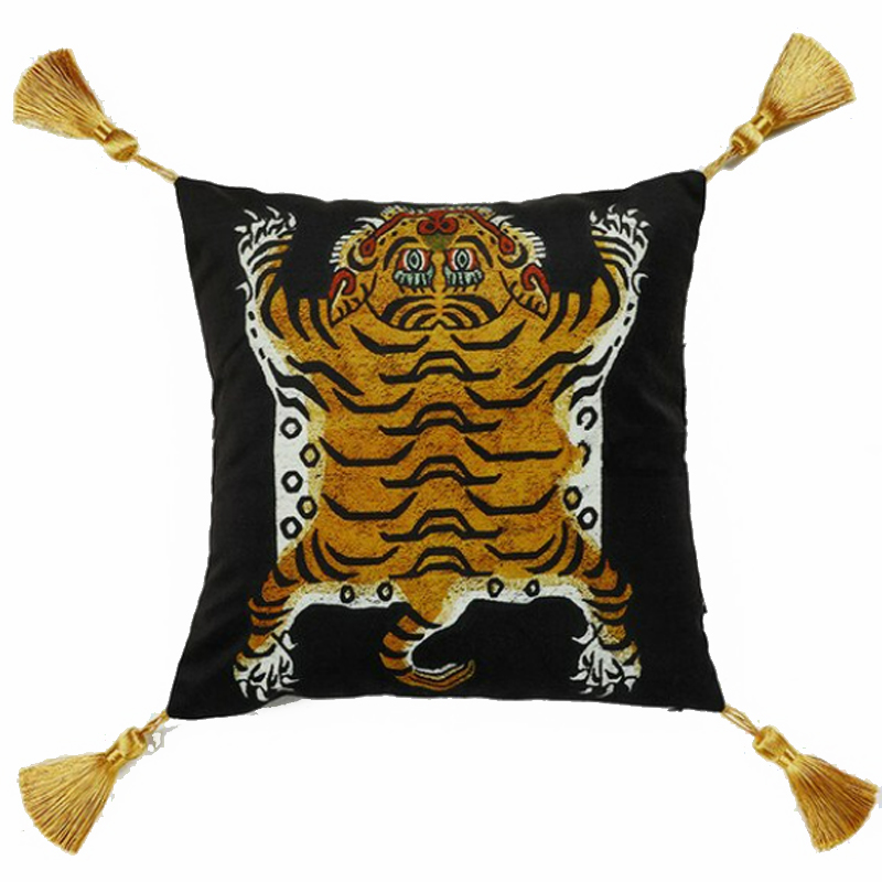 Черная Подушка Тибетский Тигр TIBETAN TIGER Бежевый Черный Черная Подушка Тибетский Тигр TIBETAN TIGER Бежевый Черный в Тюмени | Loft Concept