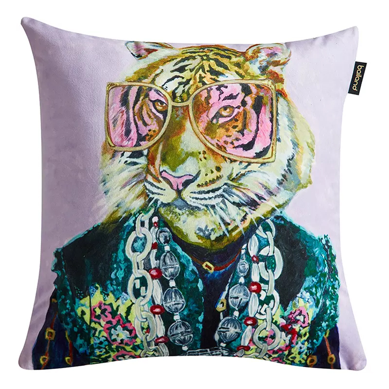 Декоративная подушка Стиль Gucci Tiger Fashion Animals Cushion Сиреневый Мульти Декоративная подушка Стиль Gucci Tiger Fashion Animals Cushion Сиреневый Мульти в Тюмени | Loft Concept