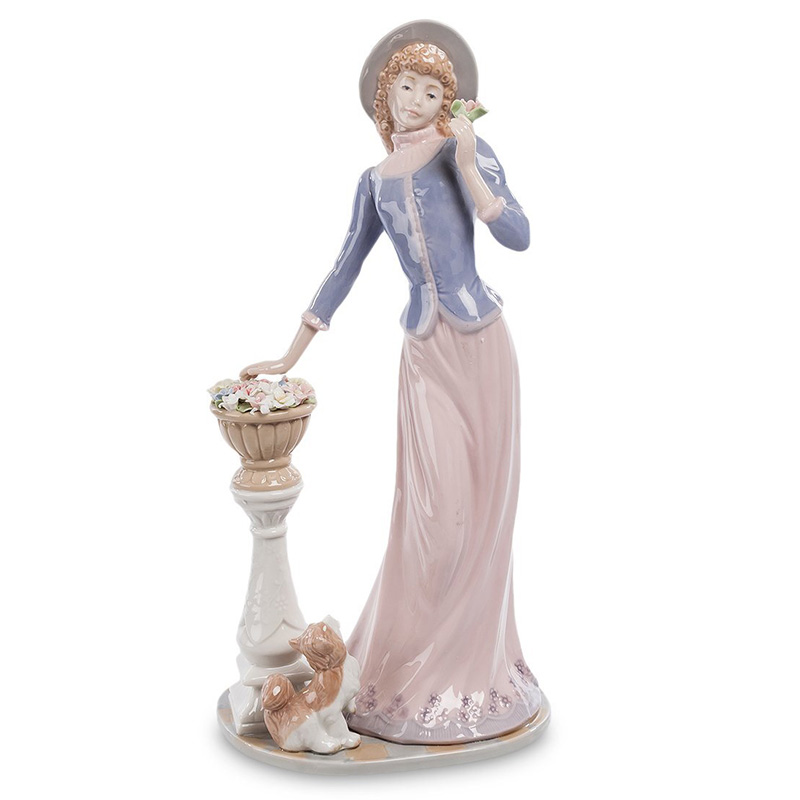 Статуэтка фарфоровая Леди Charming Statuette Белый Розовый Серо-голубой Бежевый Статуэтка фарфоровая Леди Charming Statuette Белый Розовый Серо-голубой Бежевый в Тюмени | Loft Concept