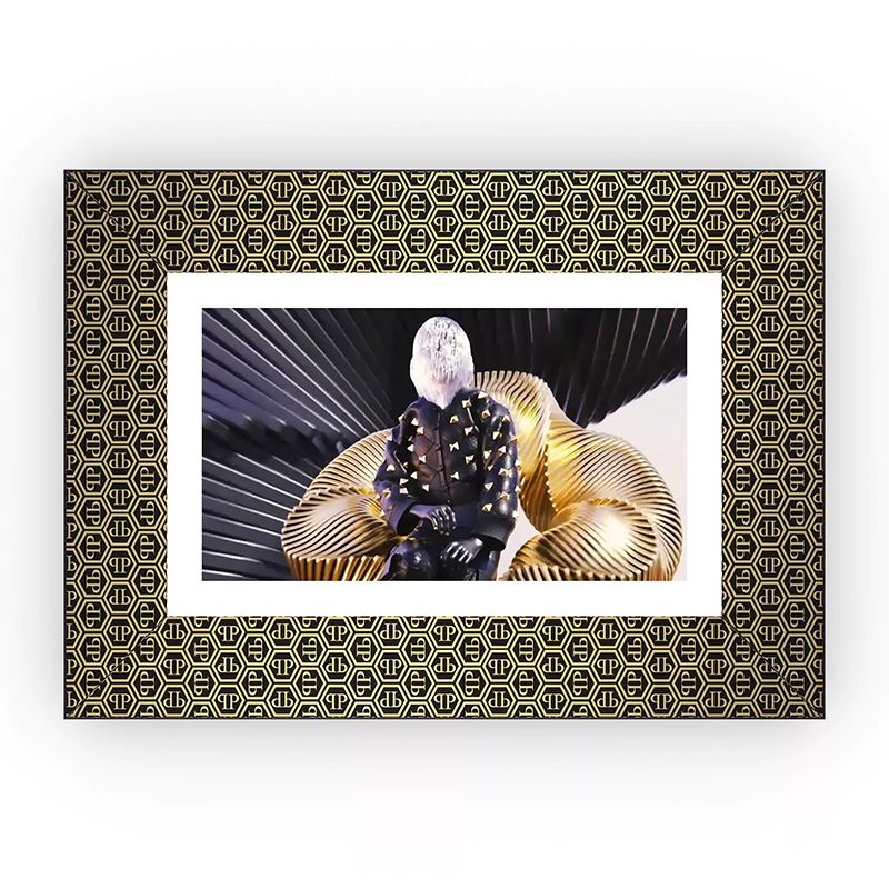 Экран Philipp Plein PP GLASS NFT L 43 дюйма Черный Золотой Зеркало Экран Philipp Plein PP GLASS NFT L 43 дюйма Черный Золотой Зеркало в Тюмени | Loft Concept