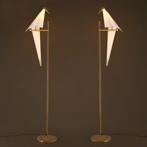 Торшер Origami Bird Floor Lamp Бежево-серый Золотой Торшер Origami Bird Floor Lamp Бежево-серый Золотой в Тюмени | Loft Concept