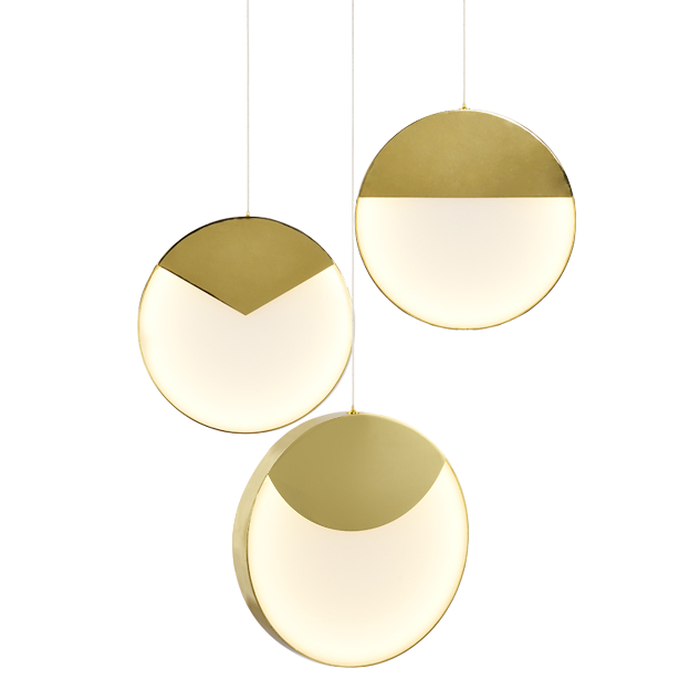 Подвесной светильник MM Lampadari Moonlight Suspension Lamp 3 Золотой Белый Подвесной светильник MM Lampadari Moonlight Suspension Lamp 3 Золотой Белый в Тюмени | Loft Concept