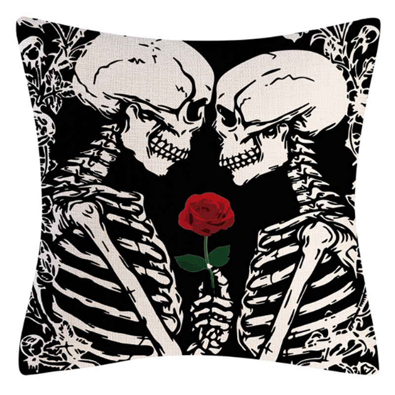 Подушка на Хэллоуин Lovers and Rose Черно-белый Подушка на Хэллоуин Lovers and Rose Черно-белый в Тюмени | Loft Concept