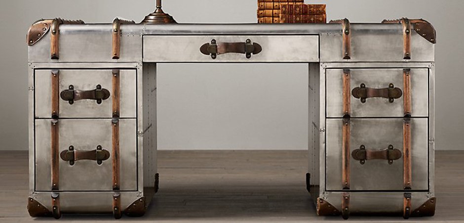Стол RH Richards metal trunk Desks Стол RH Richards metal trunk Desks - Loft-Concept в Тюмени