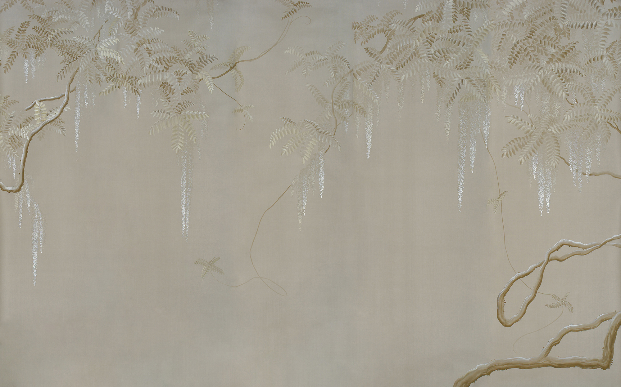 Обои ручная роспись Wisteria Limewash on Lead Grey dyed silk Обои ручная роспись Wisteria Limewash on Lead Grey dyed silk - постер Loft-Concept в Тюмени