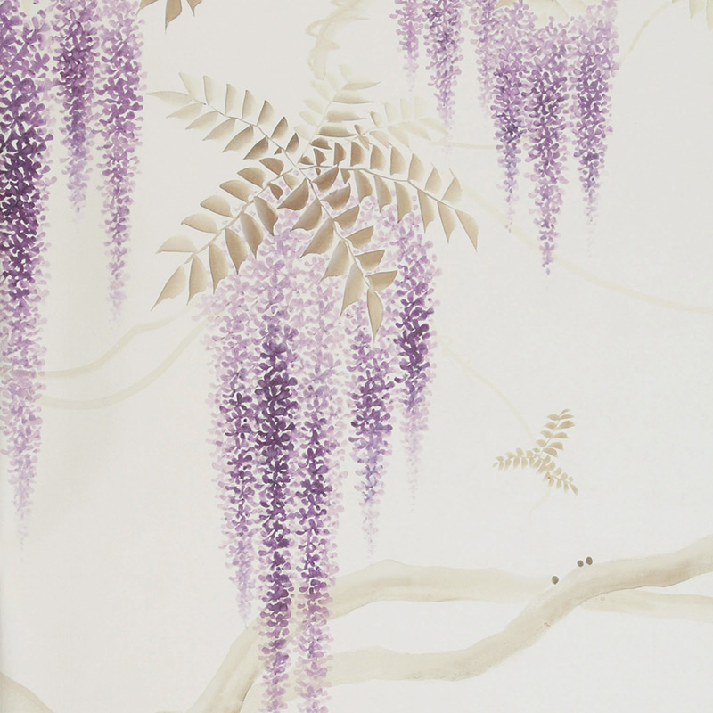 Обои в японском стиле Wisteria Colourway SC-247 on Natural Mica metallic silk Обои в японском стиле Wisteria Colourway SC-247 on Natural Mica metallic silk в Тюмени | Loft Concept