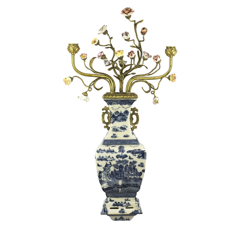 Подсвечник Flowers In A Vase Белый Синий Бронза Подсвечник Flowers In A Vase Белый Синий Бронза в Тюмени | Loft Concept