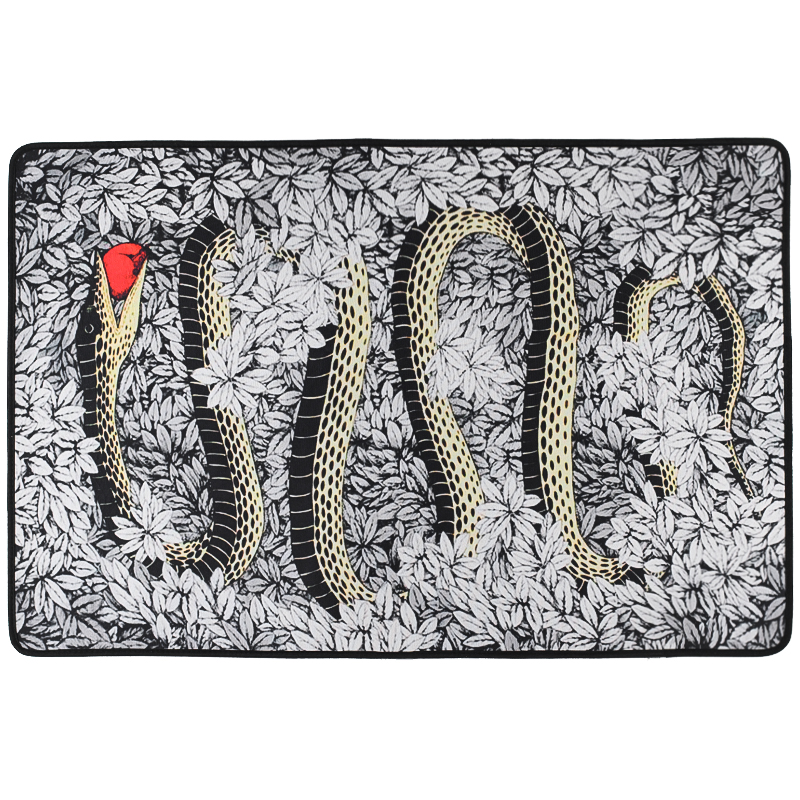 Ковер Snake Fornasetti Rug Серый Черный Бежевый Красный Ковер Snake Fornasetti Rug Серый Черный Бежевый Красный в Тюмени | Loft Concept