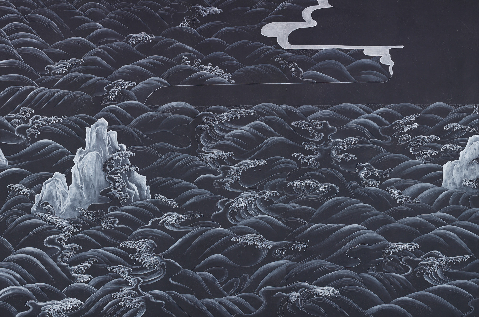 Обои ручная роспись Matsushima Waves Roka on Edo Night painted silk Обои ручная роспись Matsushima Waves Roka on Edo Night painted silk - постер Loft-Concept в Тюмени