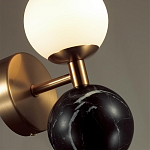 Бра с шарообразным матовым плафоном и шаром из камня на металлическом основании Orb Essence варинант исполнения - 9 | Loft Concept в Тюмени