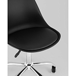 Офисный стул на металлическом основании EGGERY Black пластик варинант исполнения - 2 | Loft Concept в Тюмени