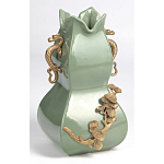 Ваза зеленого цвета из фарфора с бронзовыми ручками в виде драконов и рельефным цветочным декором Eden Garden porcelain and bronze варинант исполнения - 2 | Loft Concept в Тюмени