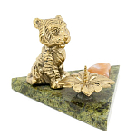 Подсвечник с фигуркой тигра из бронзы и натурального камня змеевик Stone Candlestick варинант исполнения - 1 | Loft Concept в Тюмени