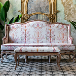 Банкетка из массива бука бежевая с растительным орнаментом Raffael Beige Floral Banquette варинант исполнения - 4 | Loft Concept в Тюмени