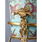 Ваза из голубого фарфора с рисунком птиц и цветов и декоративными элементами Blue Garden варинант исполнения - 11 | Loft Concept в Тюмени