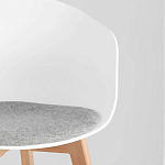 Стул из пластика с мягким сиденьем Eames варинант исполнения - 6 | Loft Concept в Тюмени