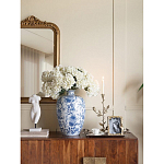 Ваза фарфоровая с узким горлышком и синими цветочными мотивами Independence варинант исполнения - 5 | Loft Concept в Тюмени