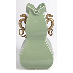 Ваза зеленого цвета из фарфора с бронзовыми ручками в виде драконов и рельефным цветочным декором Eden Garden porcelain and bronze варинант исполнения - 5 | Loft Concept в Тюмени