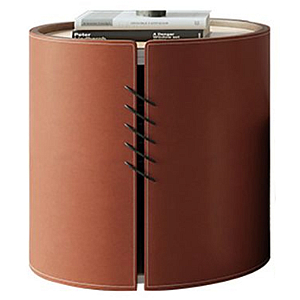 Круглый приставной стол Baxter Leather Side Table