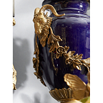 Подсвечник из темно-синего фарфора с бронзовыми элементами и цветами Eden Garden варинант исполнения - 7 | Loft Concept в Тюмени