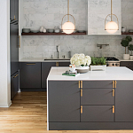 Подвесной светильник с белым плафоном в форме шара в арочной подвеске Hinkley варинант исполнения - 15 | Loft Concept в Тюмени