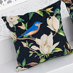 Декоративная подушка чёрная с изображением птицы в саду Blooming Blue Birds варинант исполнения - 2 | Loft Concept в Тюмени