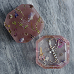 Шкатулка из эпоксидной смолы с цветами розовая Epoxy Resin Square Box Pink варинант исполнения - 2 | Loft Concept в Тюмени